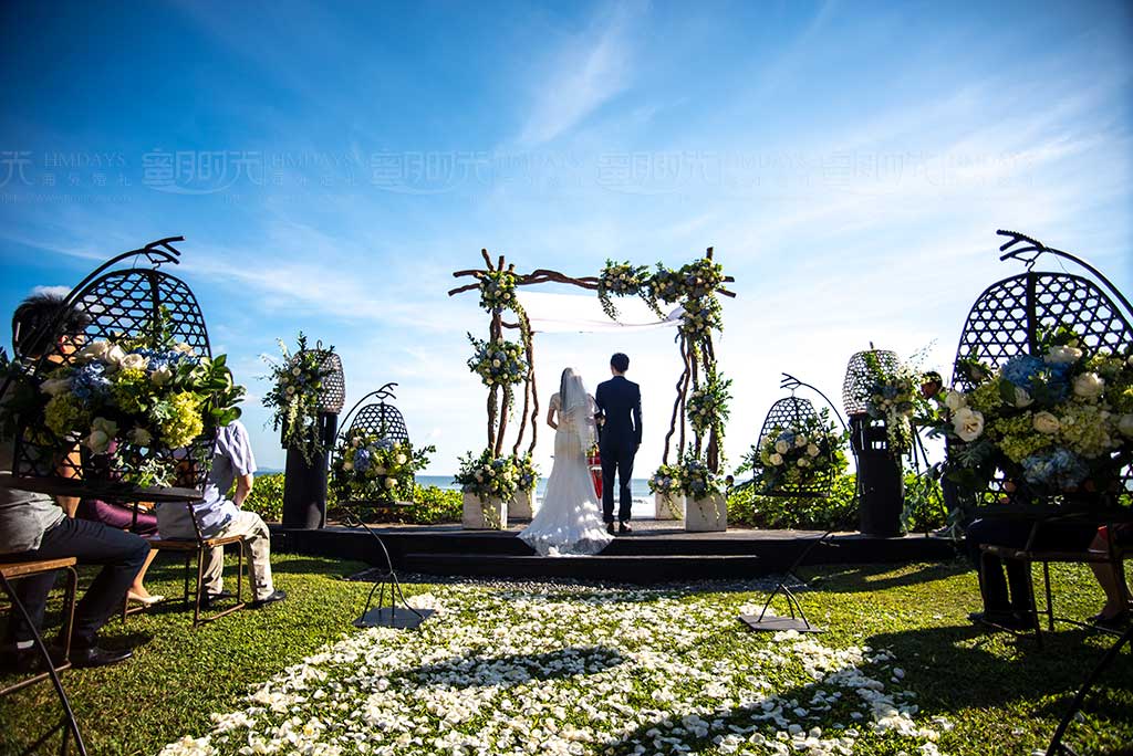 bali_w_hotel_beach_wedding